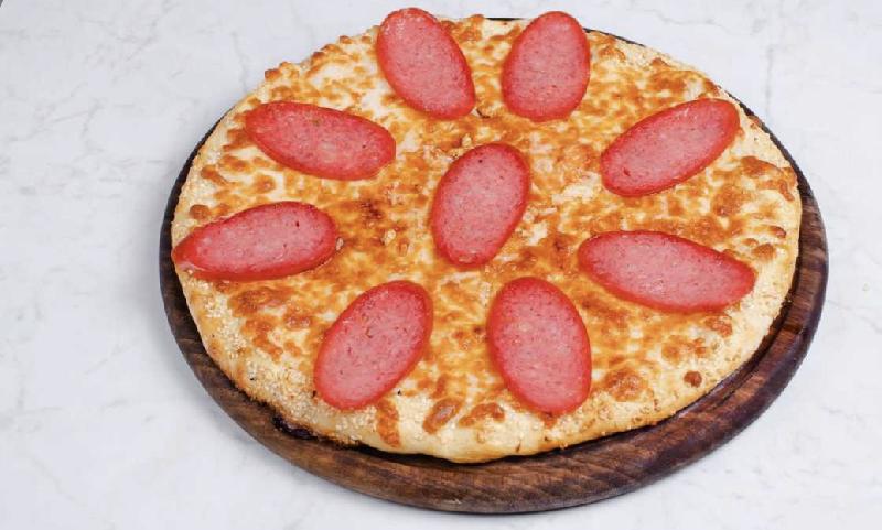 Sucuqlu Pizza