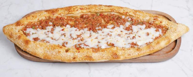 Qiymalı Pide 