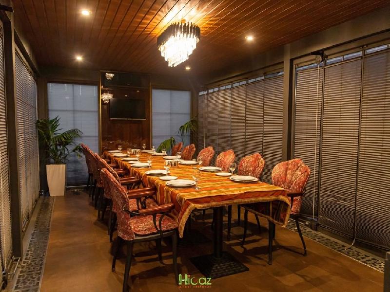 Interior view 2