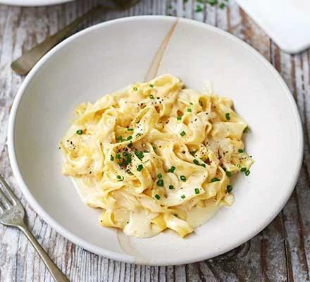 Fettuccine Alfredo