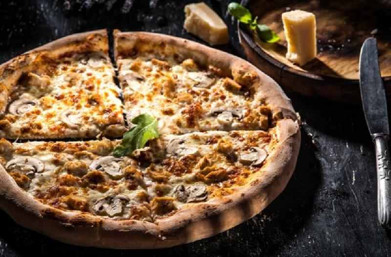 Polo pizza