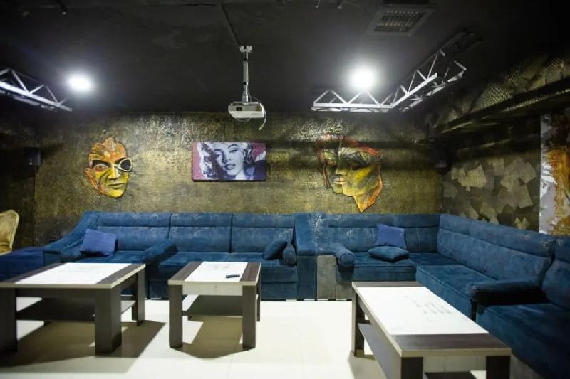 Interior view 1