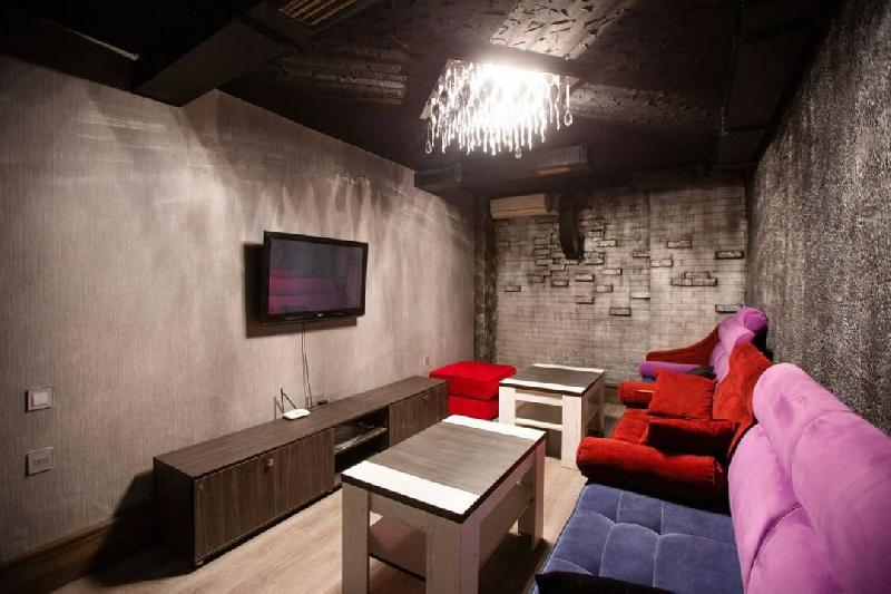 Interior view 2
