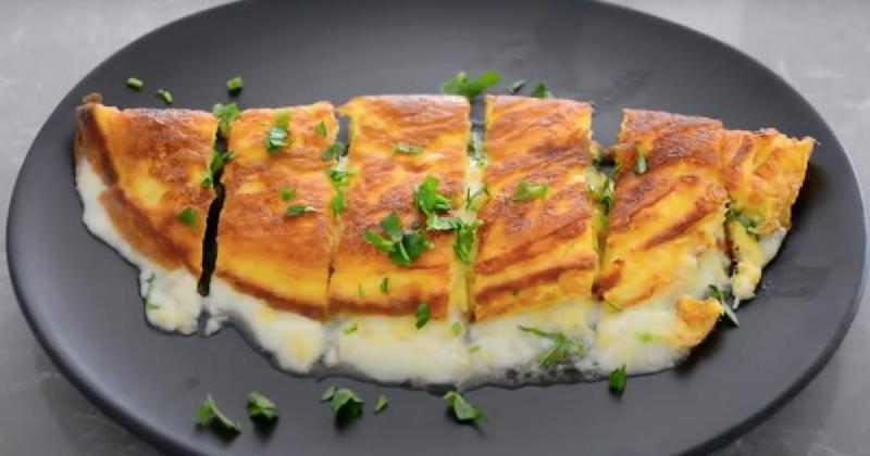 Kaşarlı omlet 