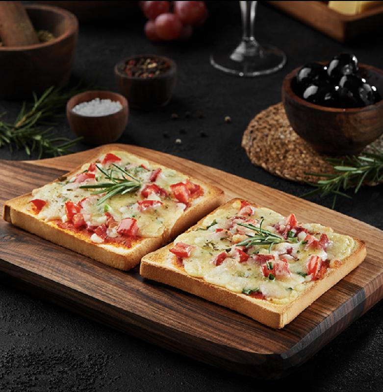 Toast Pizza Salami		