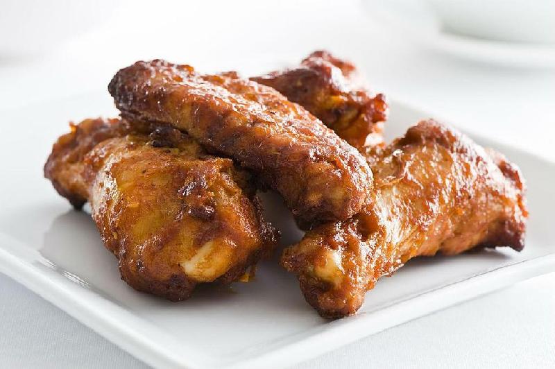 BBQ Toyuq Qanadları