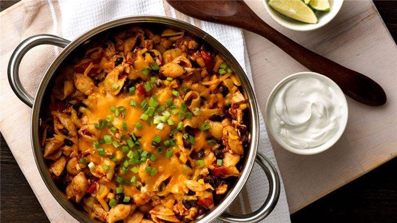 Enchiladas Toyuq İlə