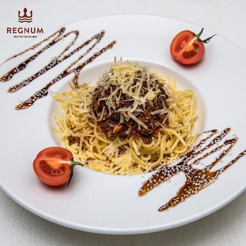 Spagetti bolonez