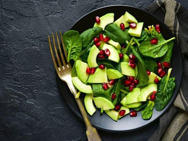 Avokado salata