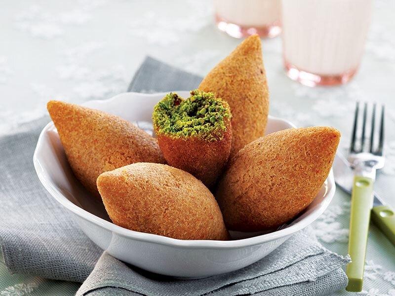 İçli köfte kızartma