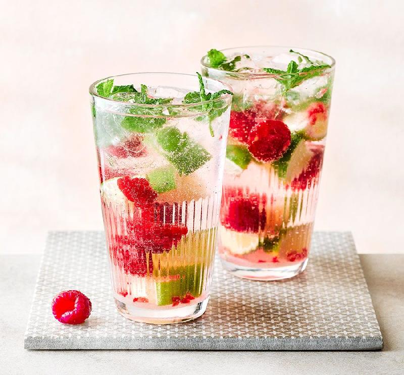 Raspberry mojito