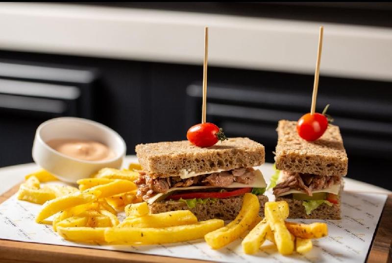 Tuna King Sandwich