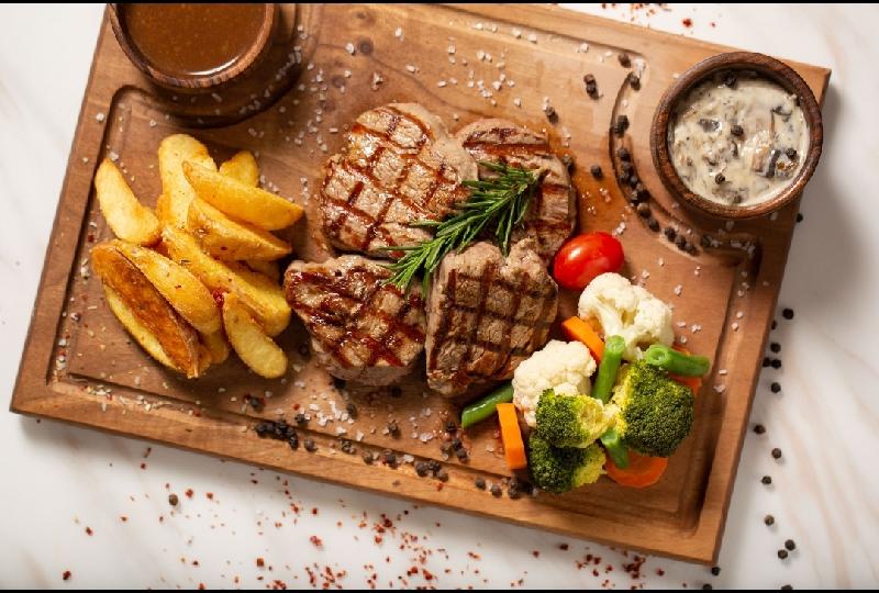 Grilled beef  with cheddar cheese