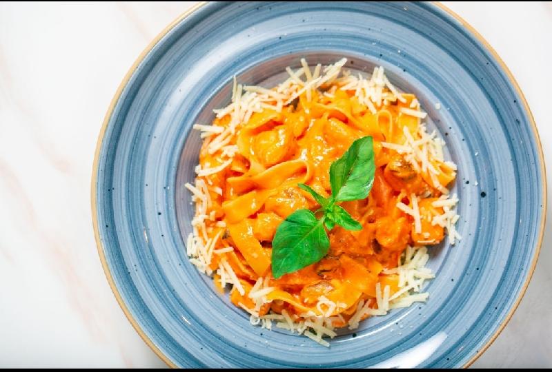 Fettuccine Salmon