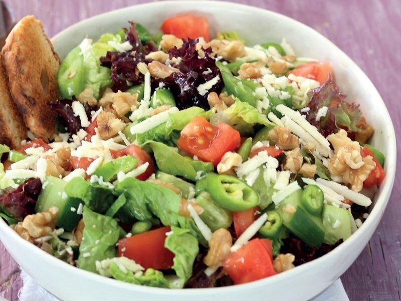 Tulum peynir salata