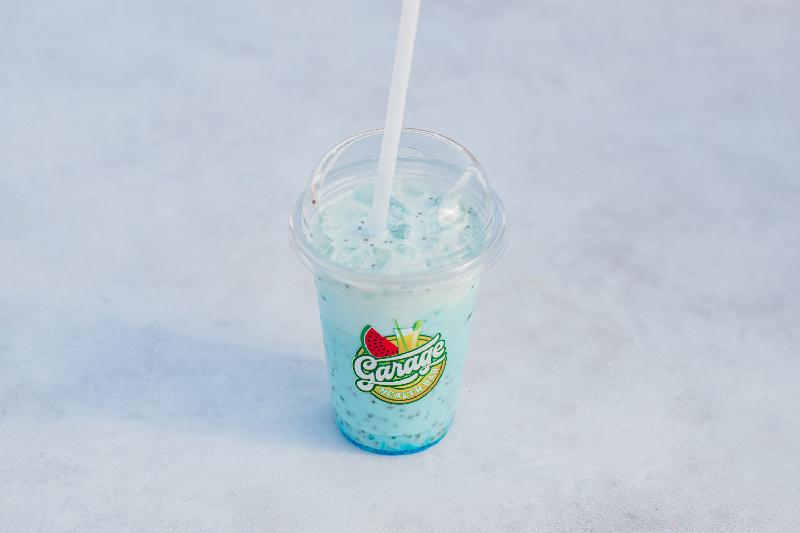 Milk oolong tea, chia, aloe
