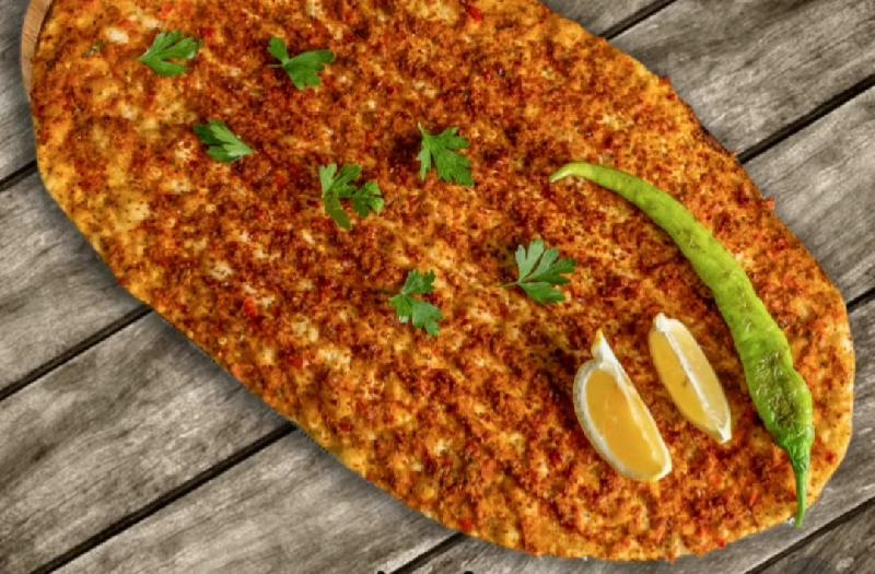 Lahmacun Acılı