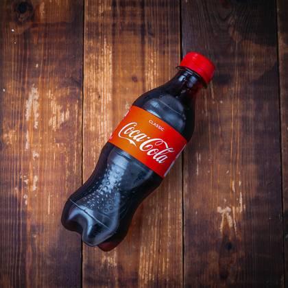 Cola