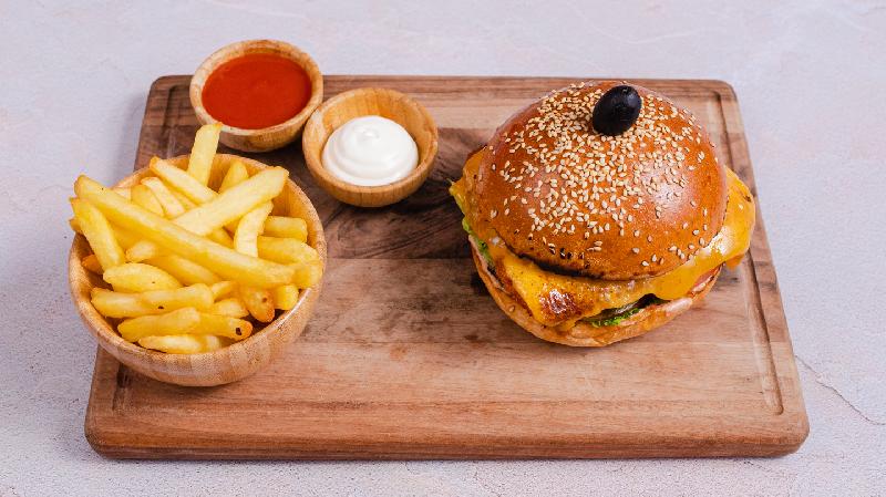 Toyuq Burger