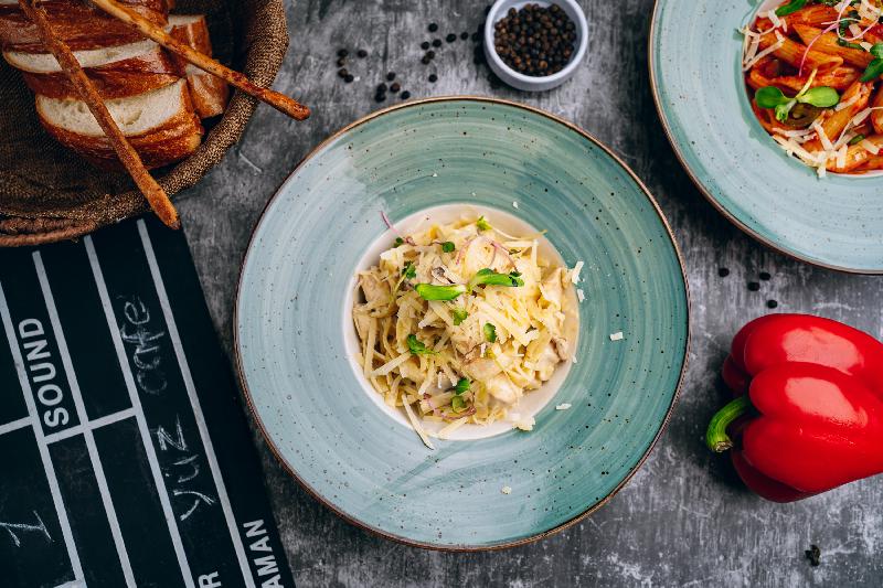 Fettuccine Alfredo