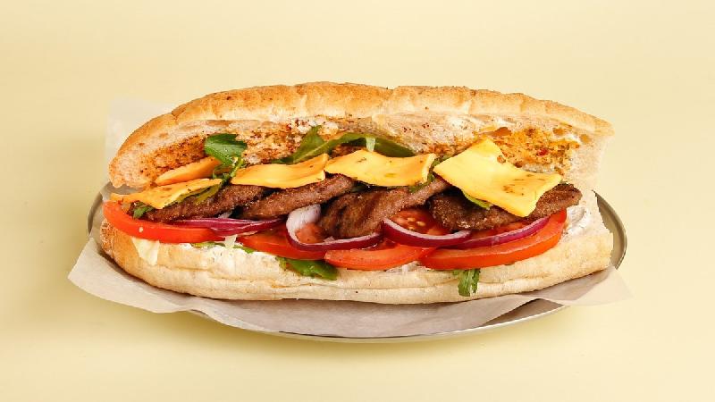 Toyuq Köftə Pendirli (çörək-lavaş)