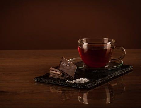 Çay plitka şokolad ilə