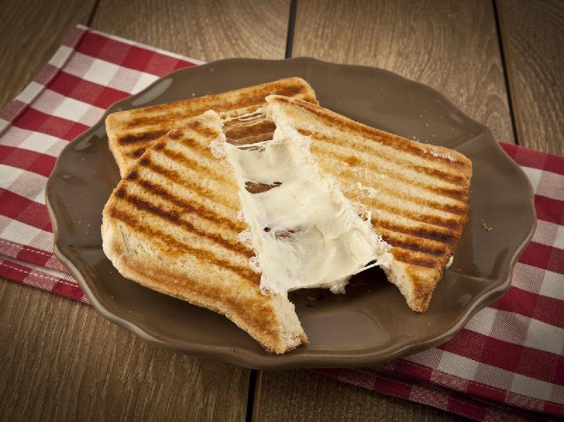 Çift kaşarlı tost