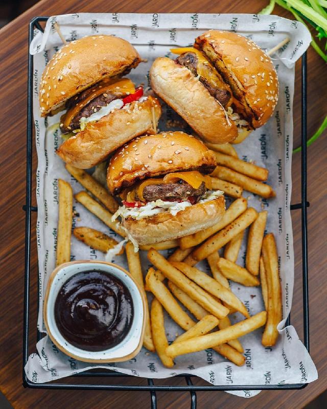 Ət çizburger