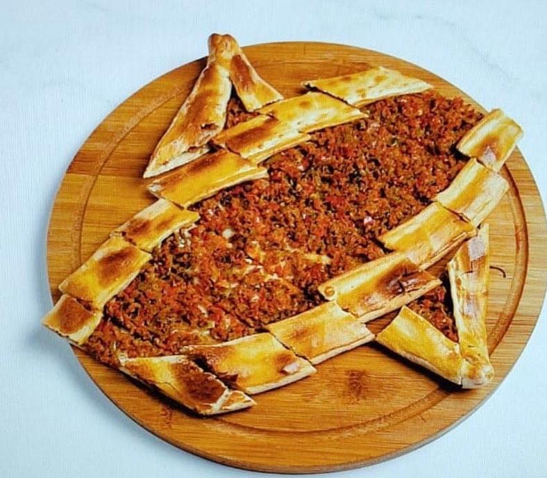 Kıymalı pide