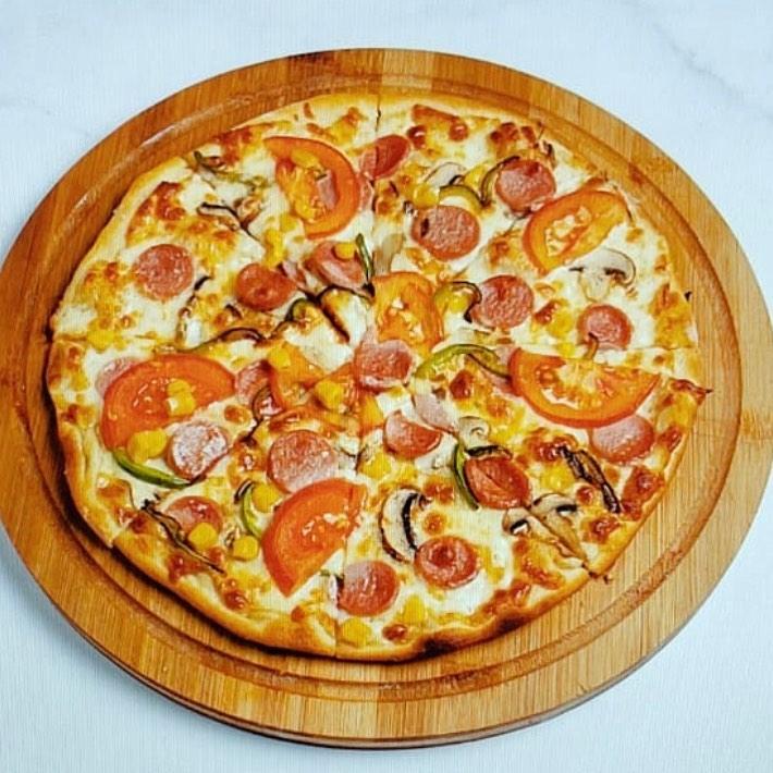 Sucuklu pizza
