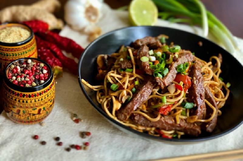 Etli noodle