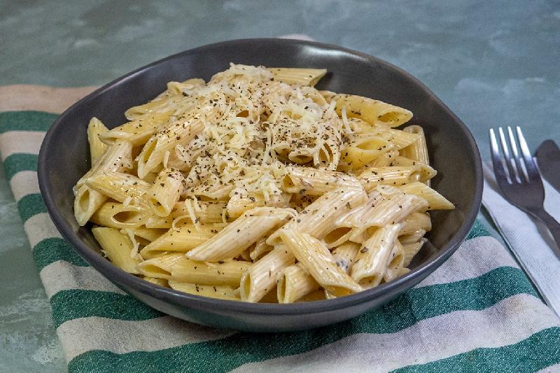 Penne kremalı fesleyen