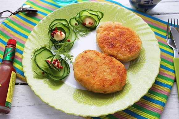 Toyuq əti kotlet