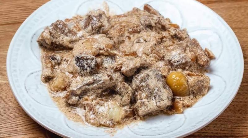 Qaymaqlı ət