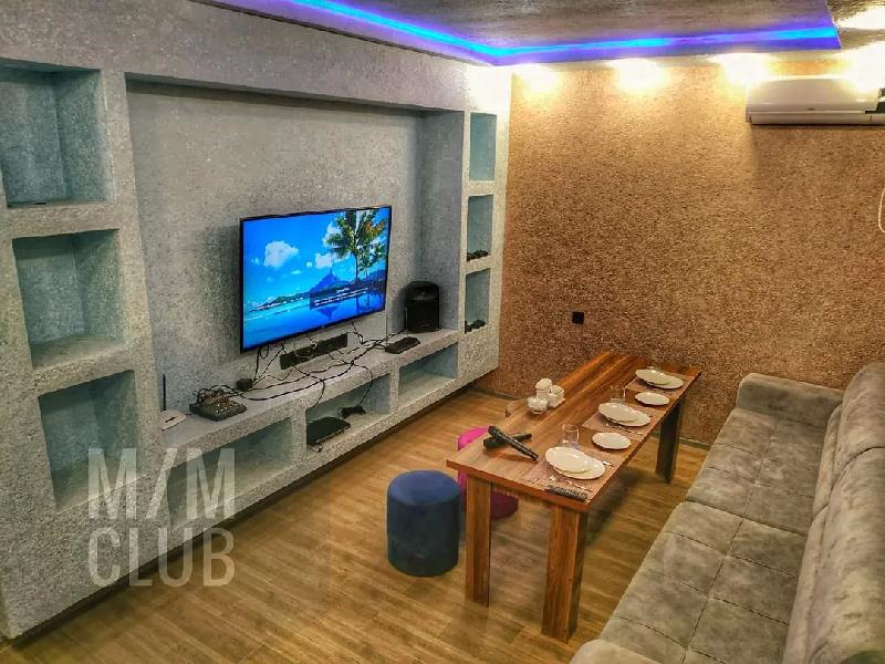 Interior view 0