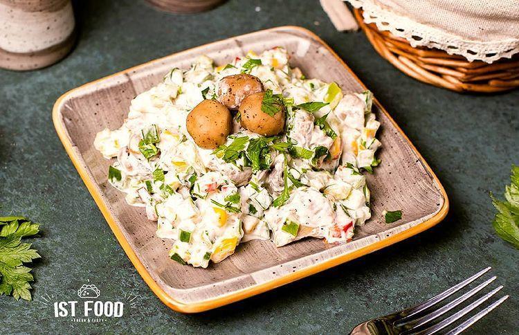 Göbələk salatı