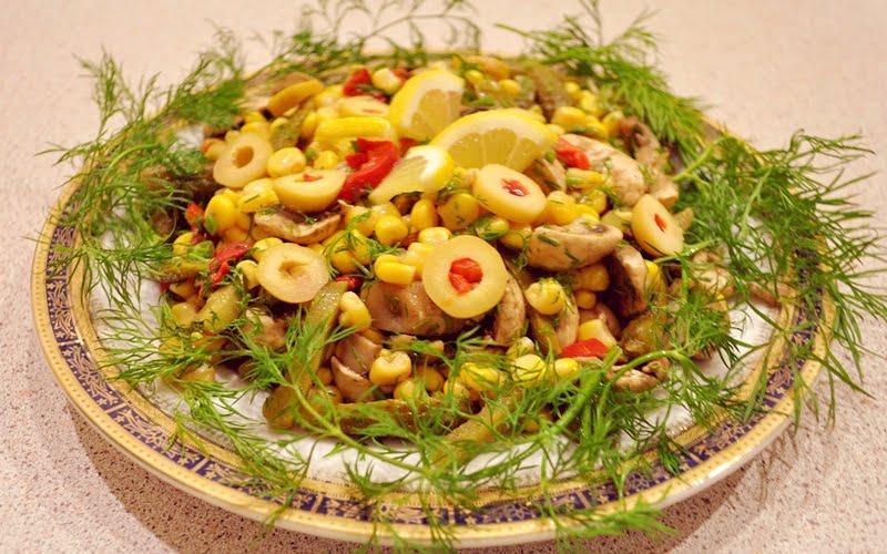 Göbələk salatı