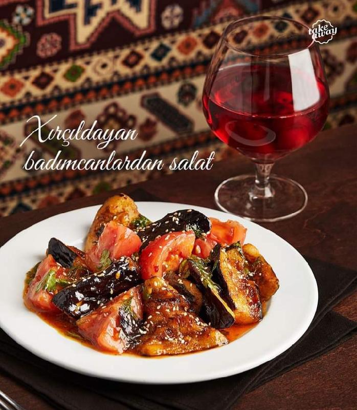 Xırt xırt badımcan salatı