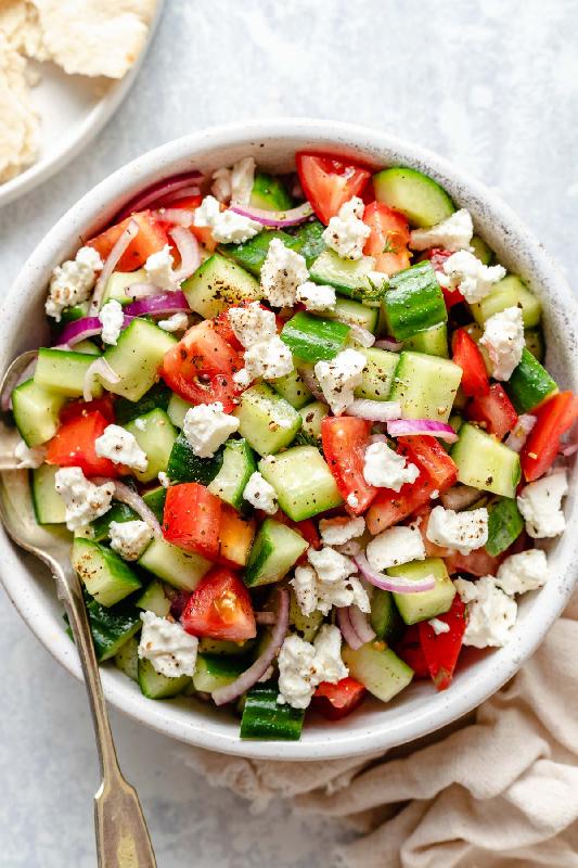 Çoban salatı pendirli 