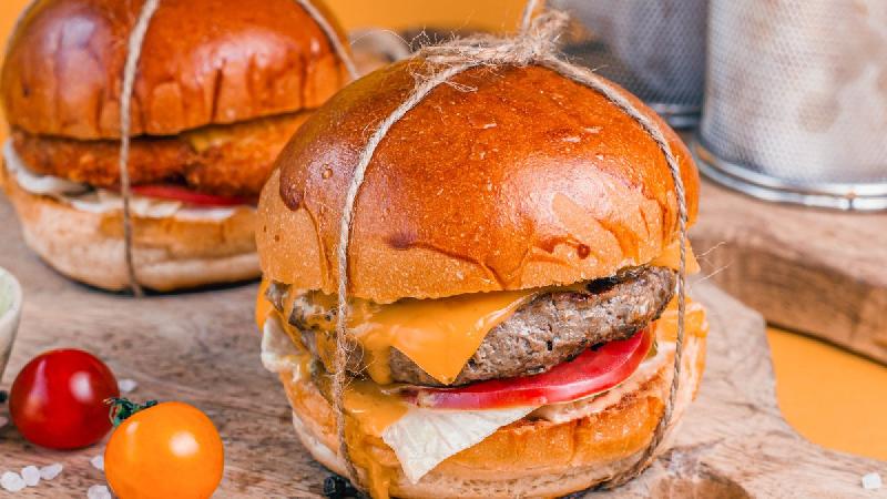 Şrilanka Sayağı Ət Burger 