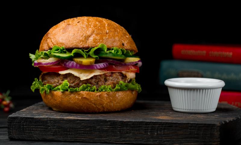 Pendirli Ət Burger 