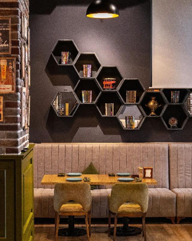 Interior view 4