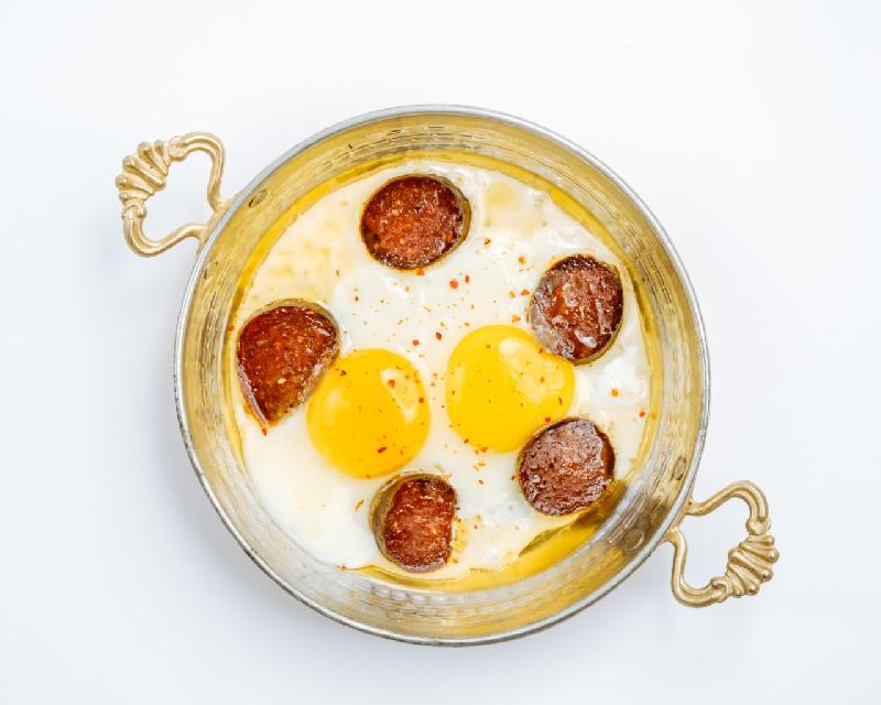 Sucuk yumurta 