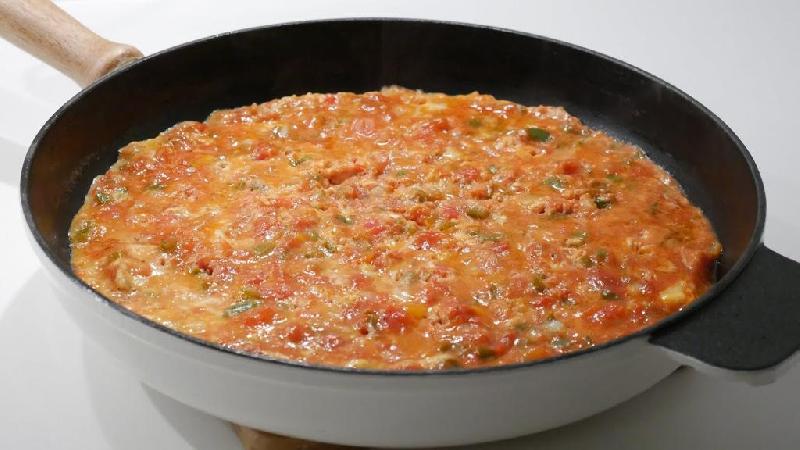 Pomidor yumurta