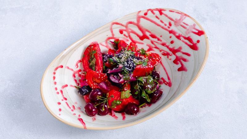 Vişnə Salatı