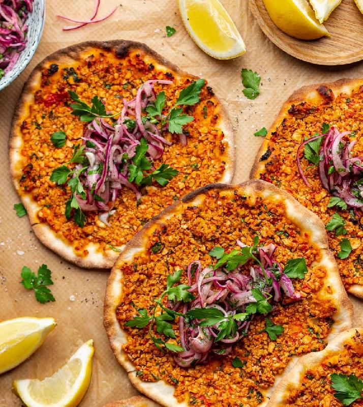 Salatlı lahmacun 