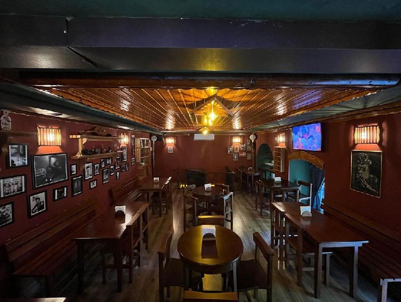 Interior view 7