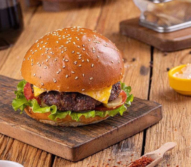 Qoç ət burger 