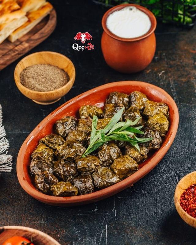 Yarpaq dolması 