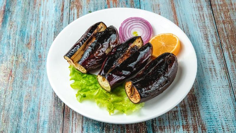Badımcan quyruqla 